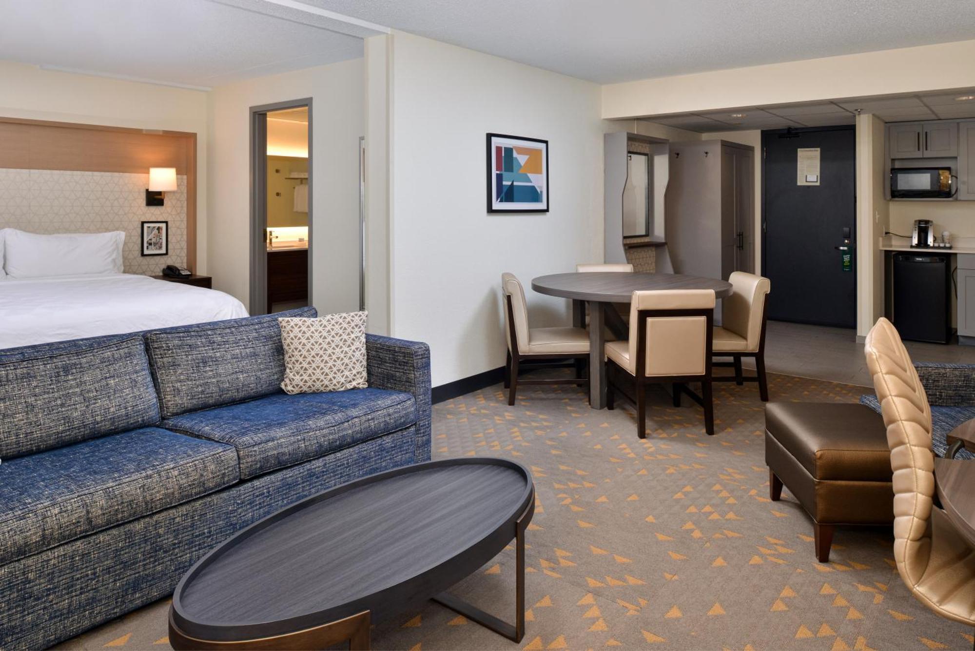 Holiday Inn Hotel & Suites Overland Park-Convention Center By Ihg Exterior foto