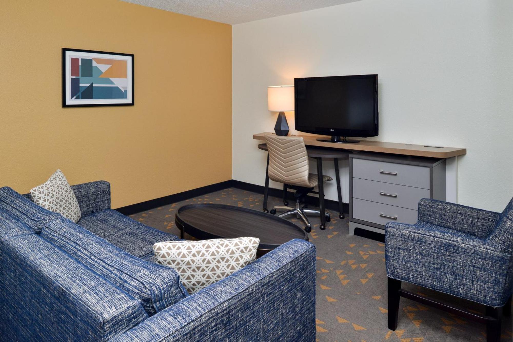 Holiday Inn Hotel & Suites Overland Park-Convention Center By Ihg Exterior foto